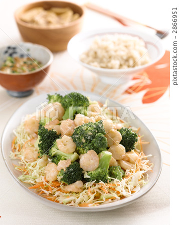 shrimp and mayo, broccoli, broccolli 2866951