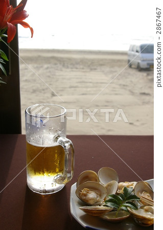 At the beach restaurant 2867467