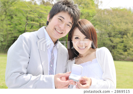 present, ring, rings 2869515