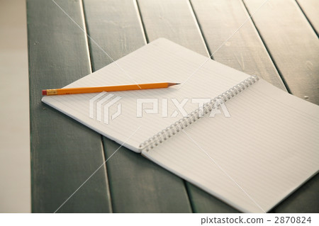 螺旋裝訂的筆記本 鉛筆 文具 2870824