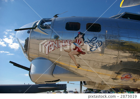 Nose Art Hard to Get!　他　ノーズアート 100％本物 Art Nose Hard ノーズアート 他 Get! to 洋書 - 洋書