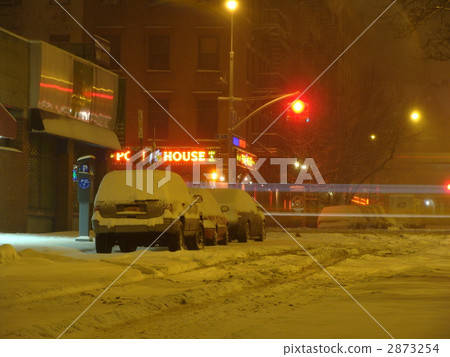 斯諾的東村 斯諾的東村 2873254