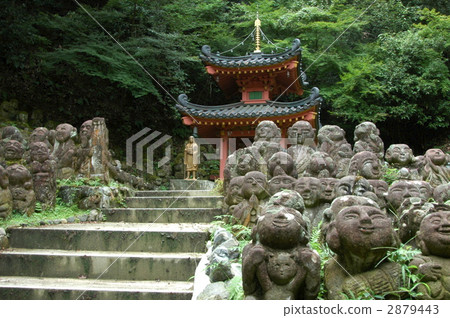 Kyoto Atago Nenbutsuji Temple Towers and Luo Han Kyoto Atago Nenbutsuji Temple Towers and Luo Han 2879443