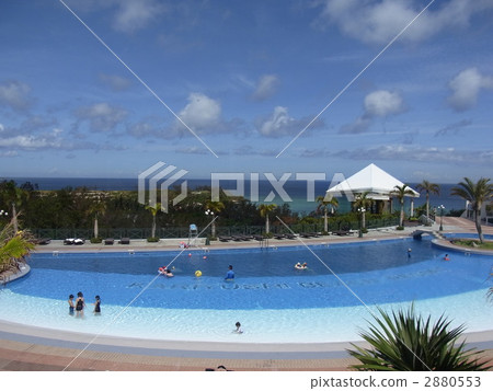 Kariyushi Beach Hotel Pool 2880553