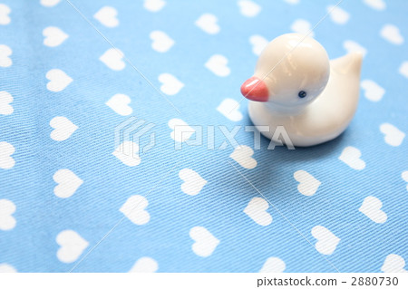Cute little bird 2880730