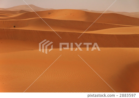 Endless desert (China Inner Mongolia Autonomous Region ~ Gansu Province · Tengel Desert) 2883597