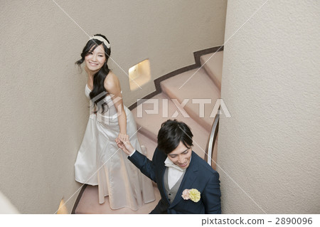 person, tuxedo, dinner suit 2890096