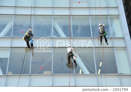 window cleaning, working at elevations, working at height 2891799