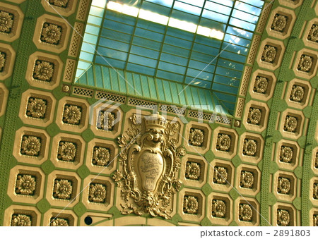 The wall of the Orsay Museum 2891803