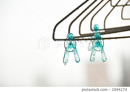 clothes peg, clothes pin, rain 2894274