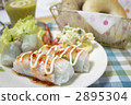 Raw spring roll 2895304