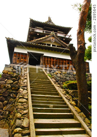 Maruoka城堡石階步行至城堡塔(1-59 Kasumacho Maruoka Town Sakai City Fukui Prefecture) Maruoka城堡石階步行至城堡塔(1-59 Kasumacho Maruoka Town Sakai City Fukui Prefecture) 2895645