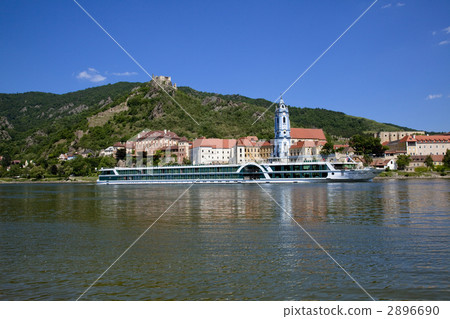 Dürnstein in the Wachau Valley Dürnstein in the Wachau Valley 2896690