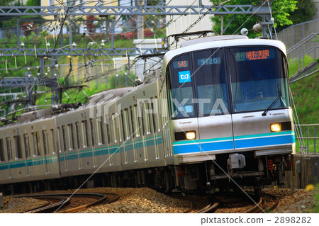 9000 series, namboku line, meguro line 2898282