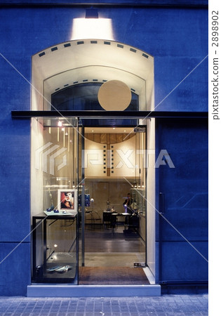 馬德里的珠寶店 2898902