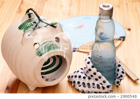 Mosquito swine and ramune 2900548