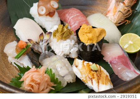 Assorted sushi 2919351