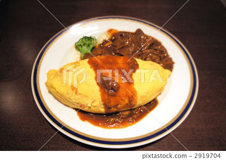 Fluffy omelet rice 2919704