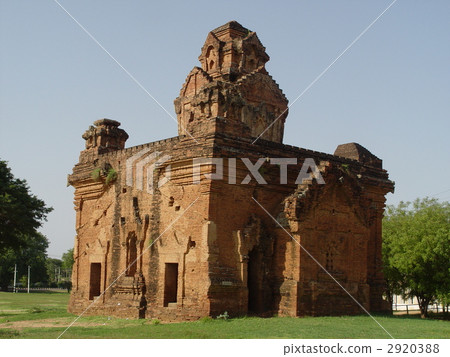 Buddhist remains (Bagan / Myanmar) Buddhist remains (Bagan / Myanmar) 2920388