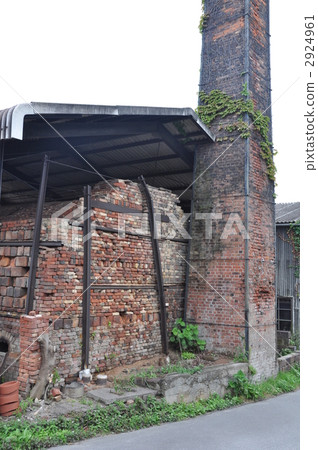 Potato stroll road brick chimney and kiln Potato stroll road brick chimney and kiln 2924961