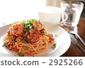 Shrimp and scallops with tomato sauce pasta 2925266