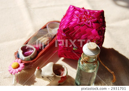 Asian goods 2931701