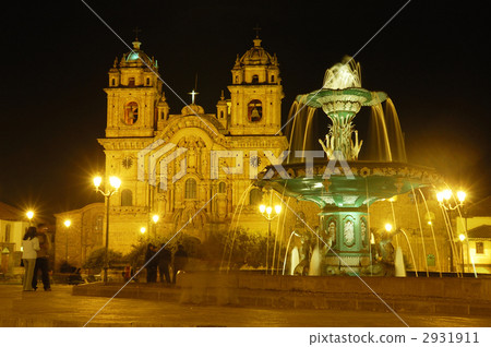 庫斯科的Plaza de Armas夜景 2931911