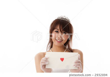 Bride with heart letter Bride with heart letter 2932894