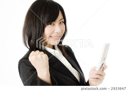 移動電話和膽量的女性僱員擺在 2933647