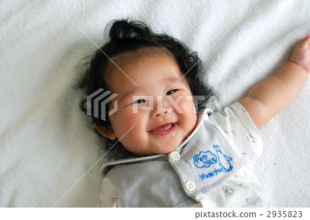 A smile 2935823