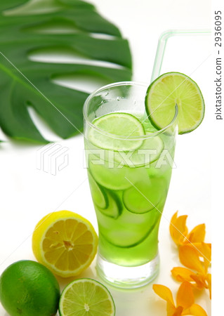 Tropical drink Tropical drink 2936095