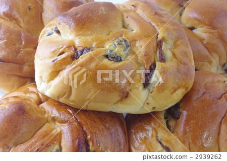 Raisin bread 2939262
