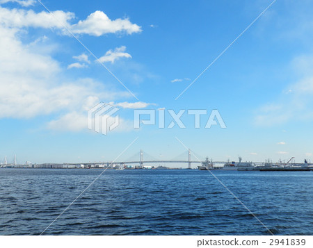 橫濱港和海灣大橋 2941839