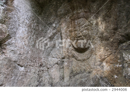 Kagawa Prefecture Toyonaka cho Shimokitano (Shichiba mountain east foot) Koryoji relics stone tower group lower row 2944006