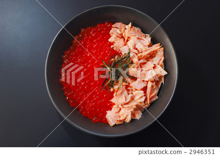 A salmon roe on rice bowl A salmon roe on rice bowl 2946351