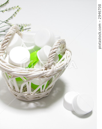 PET bottle cap (collection/sorting/recycling image) [white background/copy space] 2946708