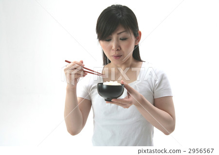 一個冷卻米飯的女人 一個冷卻米飯的女人 2956567