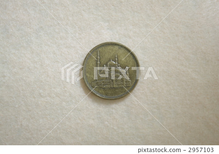 10 Pierre 10 Pierre 2957103