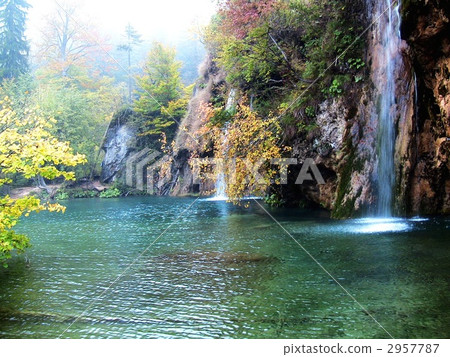 秋天的克羅地亞世界遺產Plitvice湖國家公園 2957787