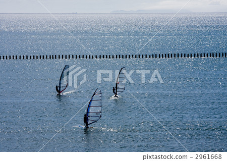 Wind surfing 2961668
