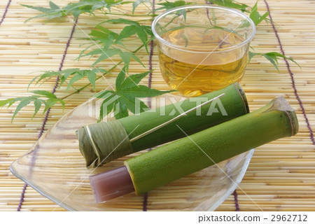 Water bamboo of bamboo cylinder 2962712