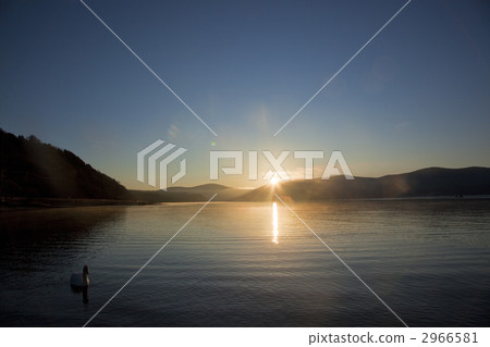 Sunrise from Lake Yamanaka 2966581