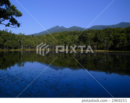 世界自然遺產地 知床山脈 湖畔 2969251