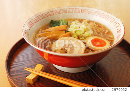 醬油拉麵 2979032