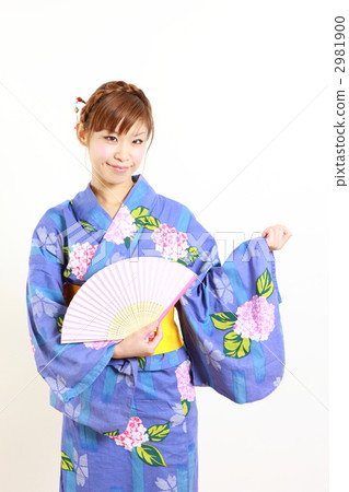 A young woman in a yukata figure A young woman in a yukata figure 2981900