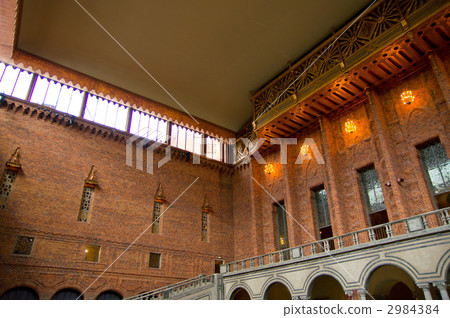 Between blue 2984384