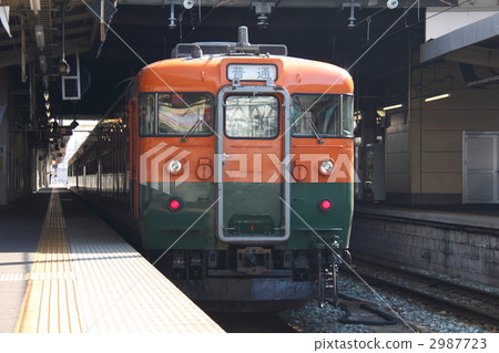 train, trains, rail 2987723