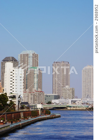 The Sumida River and the building group The Sumida River and the building group 2988952
