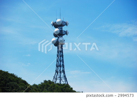 A parabola antenna on the top of Yahiko A parabola antenna on the top of Yahiko 2994573