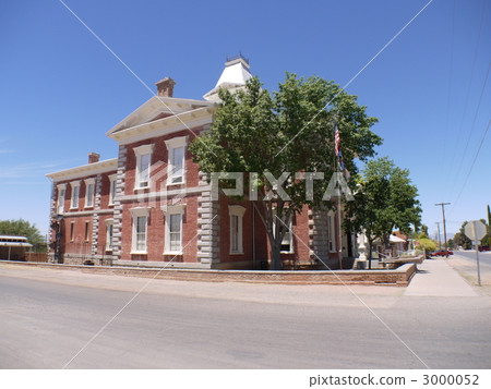 Tsumstone Court House 3000052